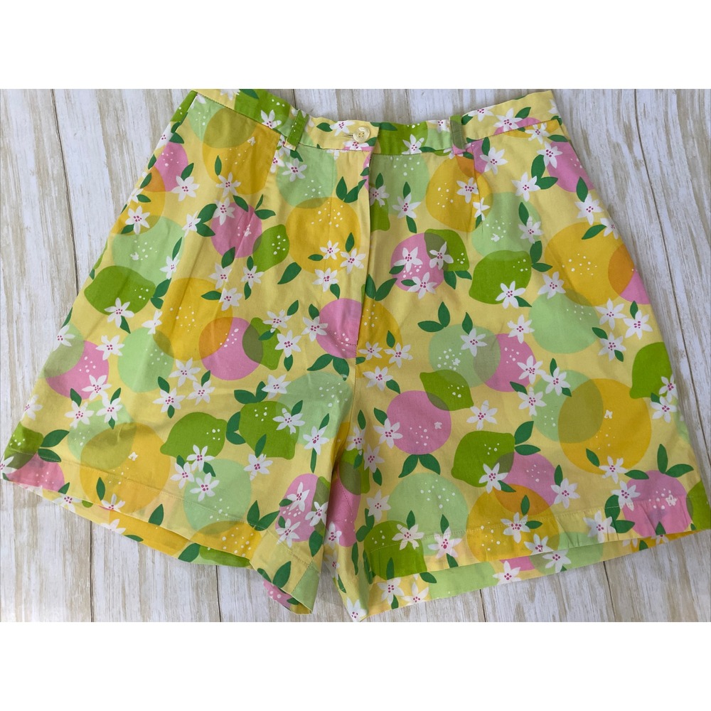 Lilly Pulitzer High Waist, Mom shorts, lemon, lime, size 6
